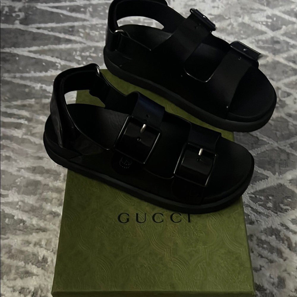 Gucci Black Double Buckle Sandals